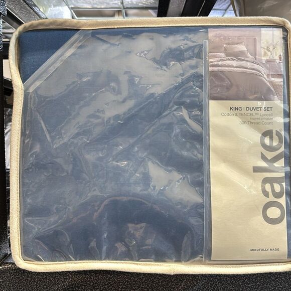 OAKE Reversible Cotton Tencel 3-Pc. Duvet Cover Set, Light Blue/Navy, King - Picture 4 of 4